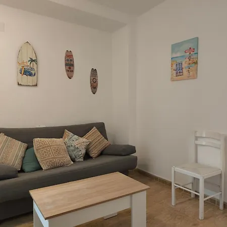 Vacacional Paseo Maritimo * Estepona